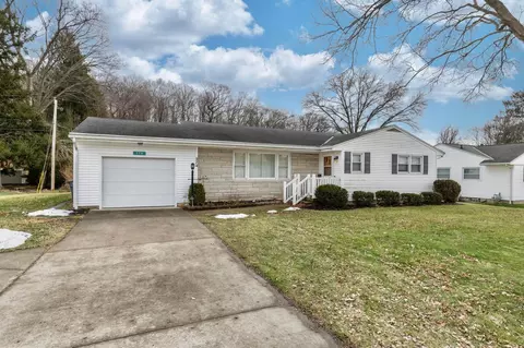 274 Kanawha Rd, Lancaster, OH 43130