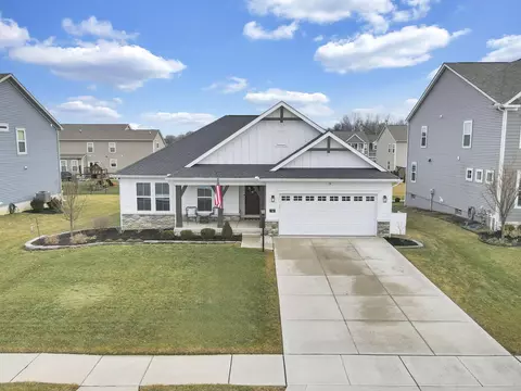 Exterior - 748 Wharncliff Loop, Pickerington, OH 43147 photo 13 of 13