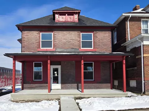 813 Marietta St, Zanesville, OH 43701