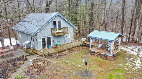12918 Monarch Ln, Rockbridge, OH 43149