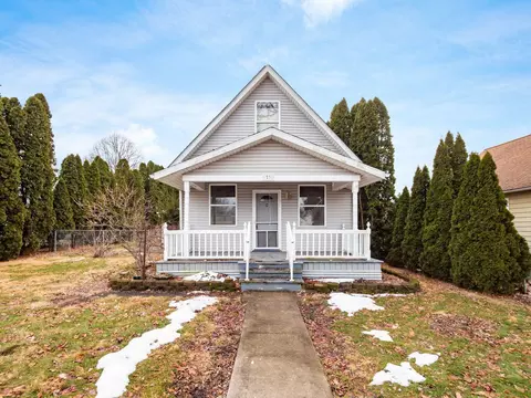 23 E Oak St, Canal Winchester, OH 43110