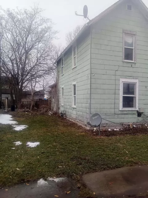 Exterior - 329 Mound St, Marion, OH 43302 photo 2 of 3
