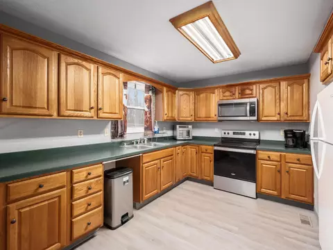 Kitchen - 7755 W State Route 29, Degraff, OH 43318 photo 2 of 5