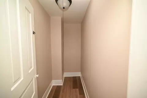 Entry Way - 531 N Main St, Marion, OH 43302 photo 3 of 5