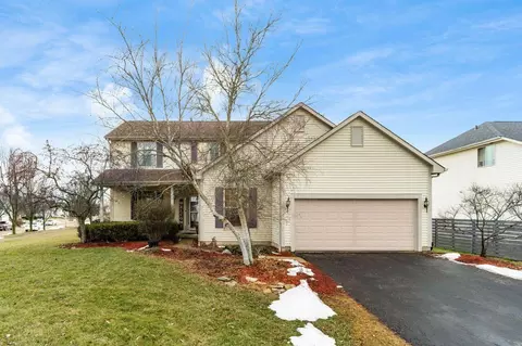 912 Mahle Dr, Reynoldsburg, OH 43068