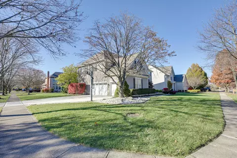 Exterior - 7645 Fulmar Dr, Dublin, OH 43017 photo 11 of 11
