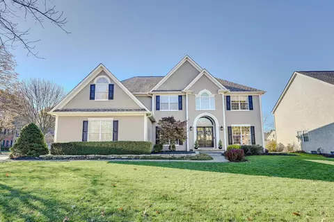 7645 Fulmar Dr, Dublin, OH 43017
