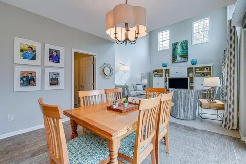 Dining - 7645 Fulmar Dr, Dublin, OH 43017 photo 3 of 3