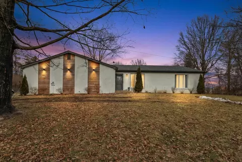 7554 Palmer Rd SW, Pataskala, OH 43062