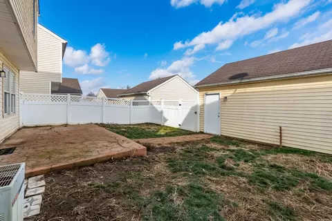 Exterior - 9174 Constitution Ave, Orient, OH 43146 photo 7 of 9