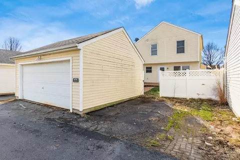 Exterior - 9174 Constitution Ave, Orient, OH 43146 photo 9 of 9