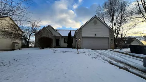 8947 Creek View St, Canal Winchester, OH 43110