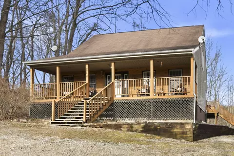 26500 Wildcat Hollow Rd, Rockbridge, OH 43149