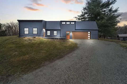 3805 Botson Ln, Cambridge, OH 43725