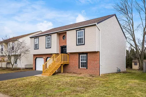 1834 Saint Lawrence Dr, Columbus, OH 43223