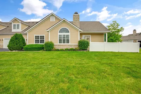 3242 Rossmore Cir, Powell, OH 43065