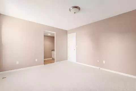 Bedroom - 6751 Willow Grove Pl E, Dublin, OH 43017 photo 1 of 3