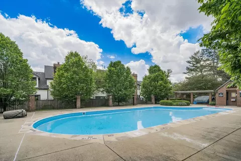 Exterior - 6751 Willow Grove Pl E, Dublin, OH 43017 photo 5 of 5