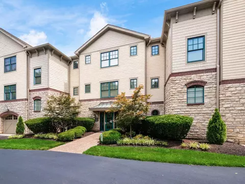 8144 Mount Air Pl, Columbus, OH 43235