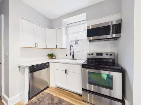 Kitchen - 181 Marks Ave, Lancaster, OH 43130 photo 1 of 2