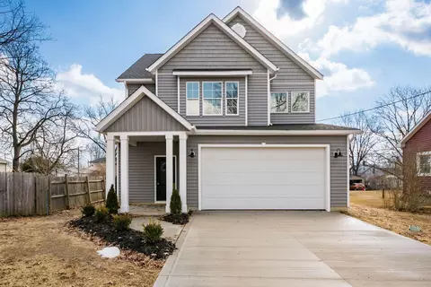 60 Oak St, Delaware, OH 43015