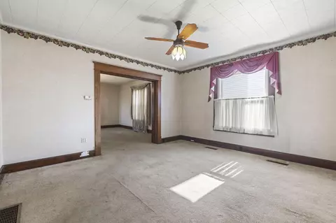 321 S Pickaway St, Circleville, OH 43113 photo 15