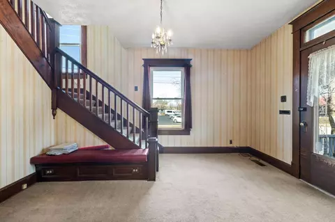 321 S Pickaway St, Circleville, OH 43113 photo 7