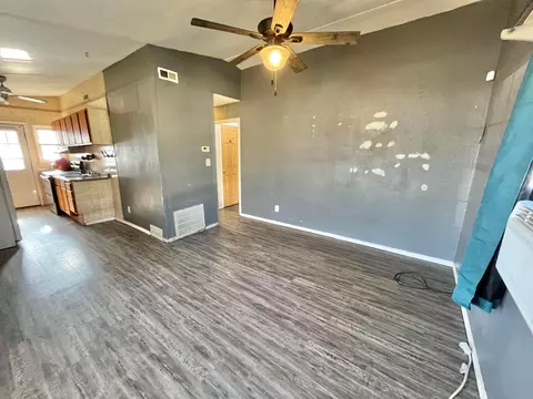Living - 416 Stella Ave, Circleville, OH 43113 photo 3 of 3