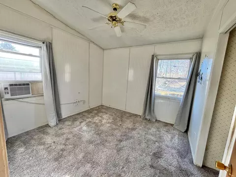 Bedroom - 416 Stella Ave, Circleville, OH 43113 photo 5 of 8