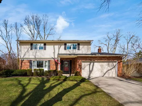 876 Middlebury Dr N, Worthington, OH 43085