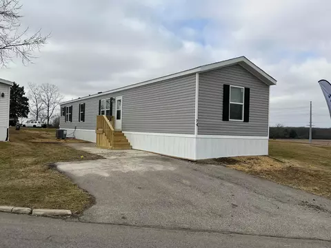 1330 Hanover Rd #74, Delaware, OH 43015