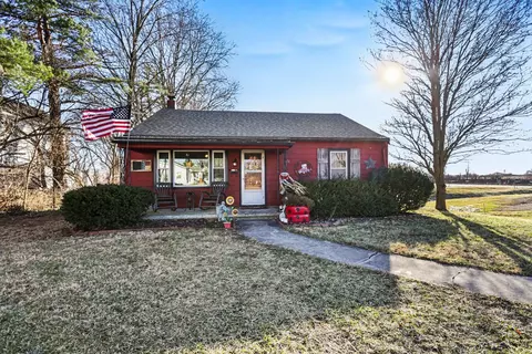 1037 Dayton Ave NW, Washington Court House, OH 43160