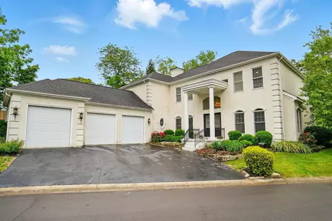 1940 Scioto Pointe Dr, Columbus, OH 43221