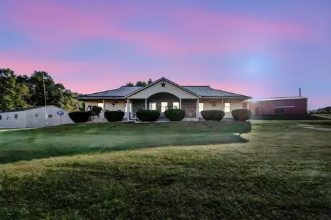 16740 Ellis Rd, Laurelville, OH 43135