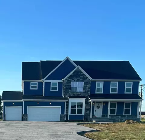 1045 Damon Dr, Washington Court House, OH 43160
