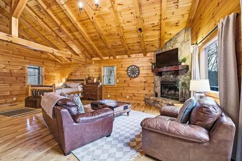 Living - 28930 Big Pine Rd, Logan, OH 43138 photo 10 of 12