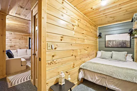 Bedroom - 28930 Big Pine Rd, Logan, OH 43138 photo 11 of 11