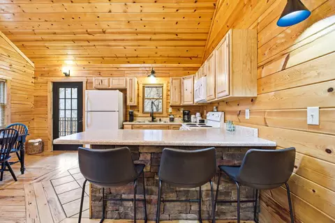Kitchen - 28930 Big Pine Rd, Logan, OH 43138 photo 6 of 8