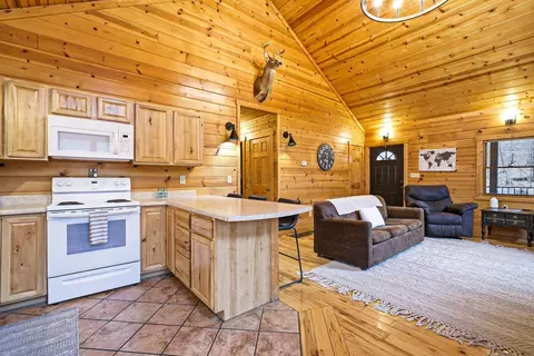 Kitchen - 28930 Big Pine Rd, Logan, OH 43138 photo 4 of 8
