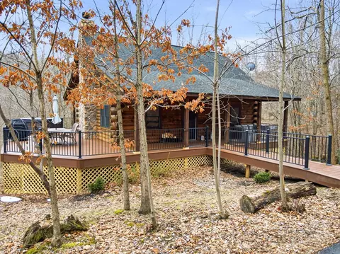 Exterior - 28930 Big Pine Rd, Logan, OH 43138 photo 1 of 28