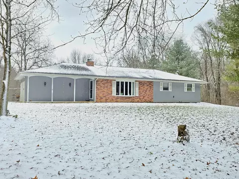 8870 Lott Rd, Marengo, OH 43334