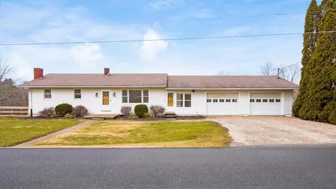 8151 Township Road 68 NW, Somerset, OH 43783