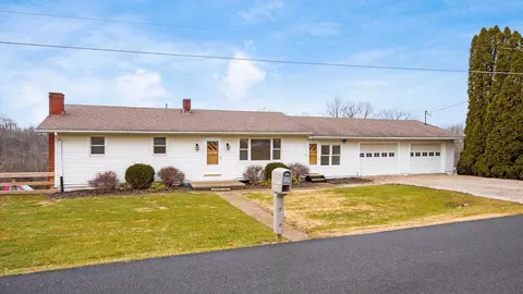 8151 Township Road 68 NW, Somerset, OH 43783
