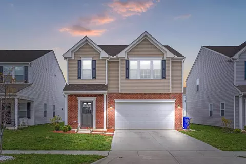 5388 Town Hill Dr, Canal Winchester, OH 43110