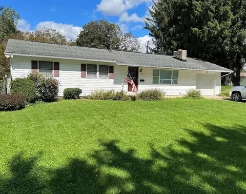 18 Swainford Dr, Heath, OH 43056