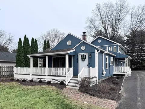 141 Clouse Ln, Granville, OH 43023