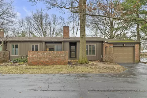 156 Glen Cir, Worthington, OH 43085