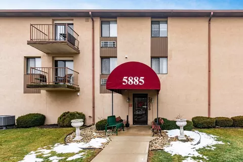 5885 Beechcroft Rd #306, Columbus, OH 43229