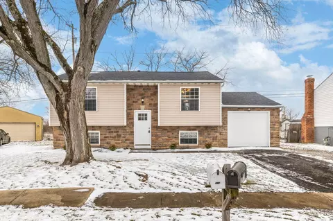 1213 Elm Park Cir, Galloway, OH 43119