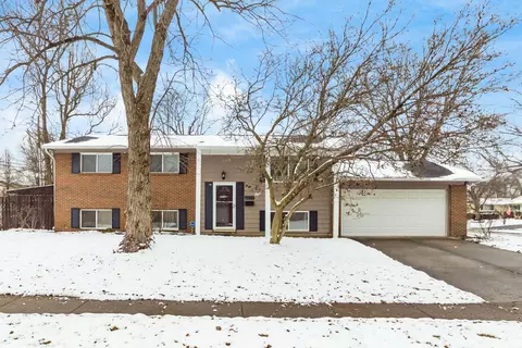 4735 Heatherton Dr, Columbus, OH 43229